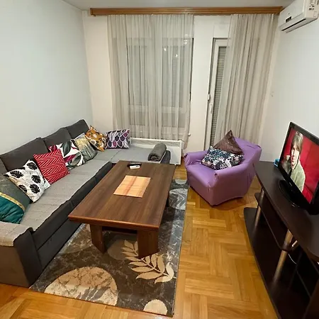 Lux2 Apartman Dvosoban Centar